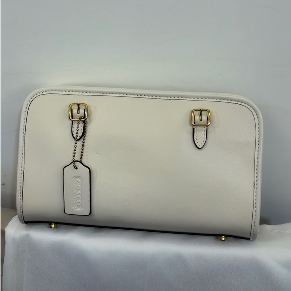 Coach Swing Zip Bag